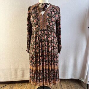 Flowing Romantic Boho Hippie Floral Maxi Dress with Pockets